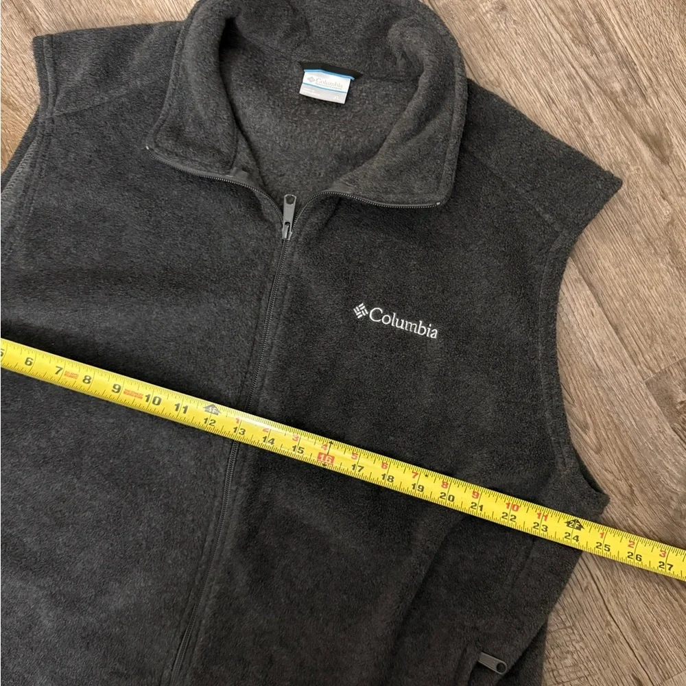Columbia • Fleece Zip Up Vest